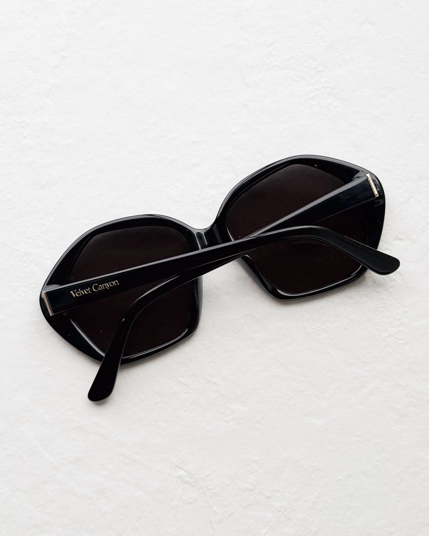 FEVER DREAM in Black