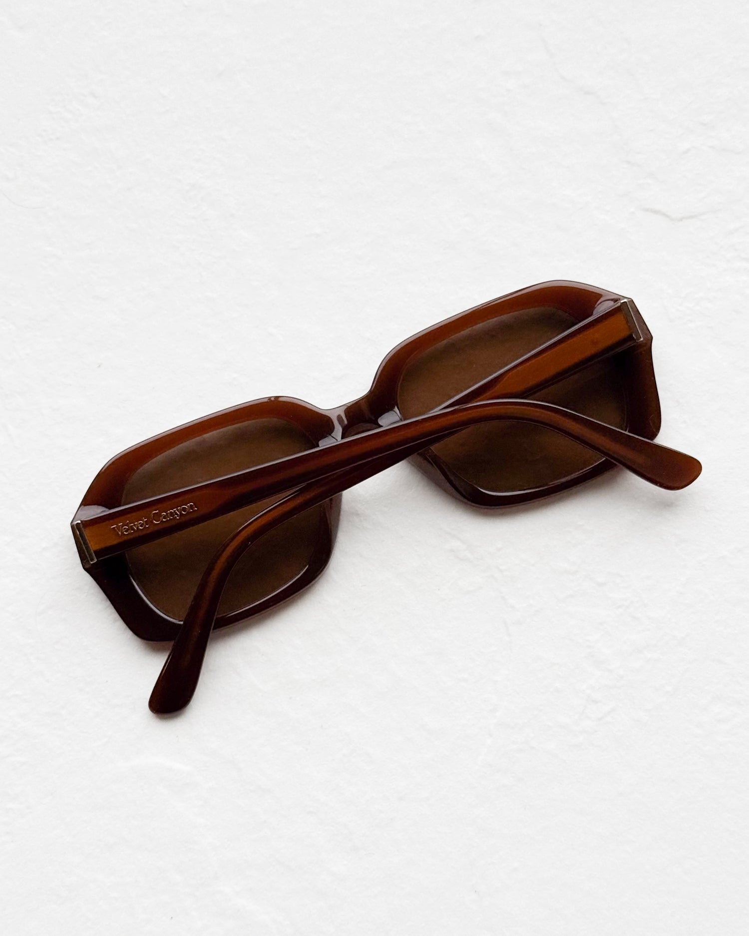 LE CLASSIQUE in Chocolate