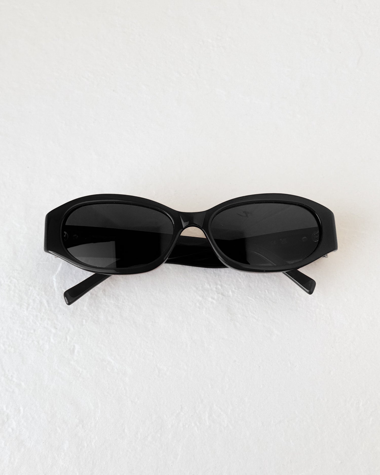 MOMENTUM in Black