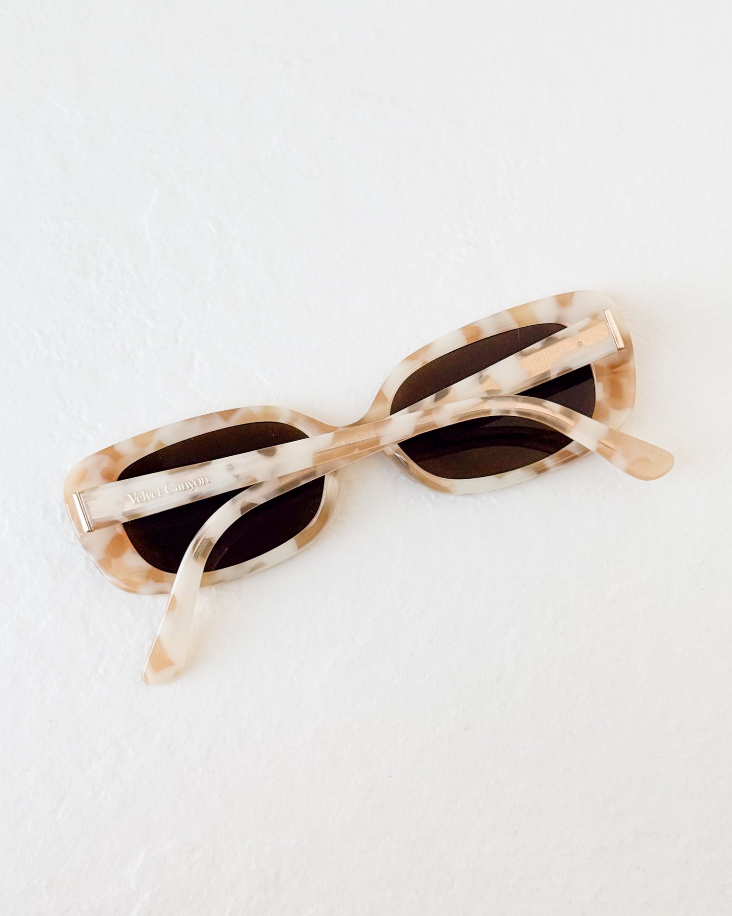ZOU BISOU in Cream Tort