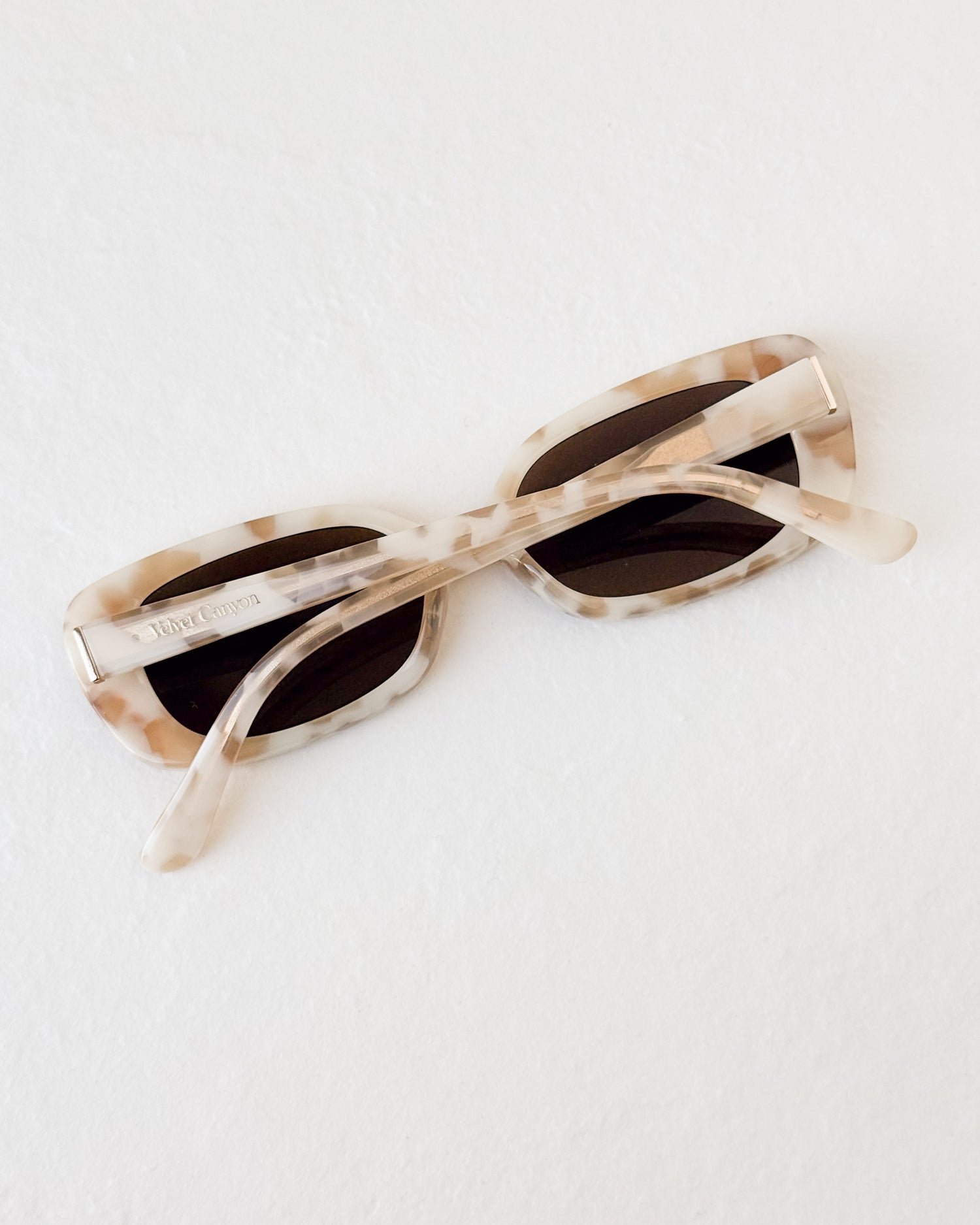 ZOU BISOU in Cream Tort