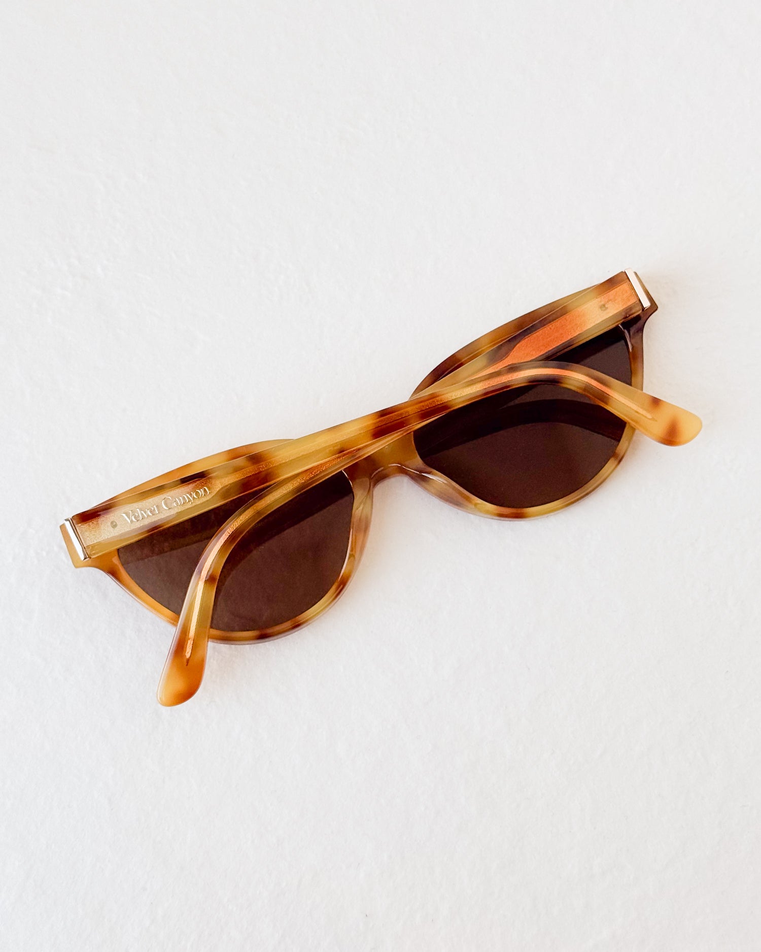 BEAT GENERATION in Amber Tort