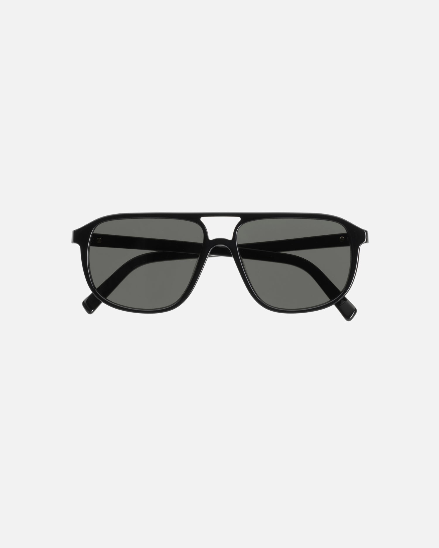 La Touriste luxe sunglasses by Velvet Canyon in Black