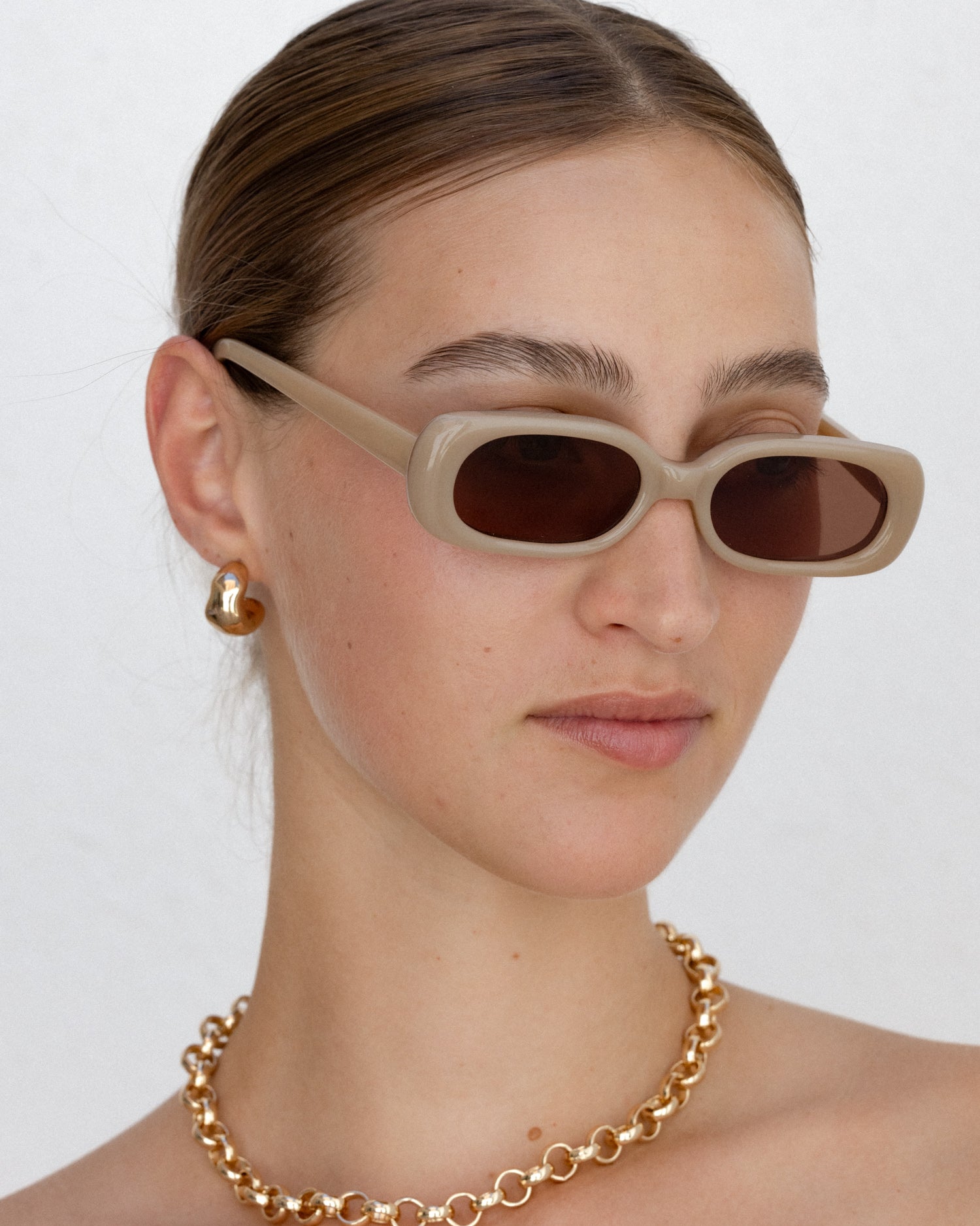 NEW VELVET CANYON women\'s les icones sunglasses in tan Abundance – Velvet Canyon main image 3