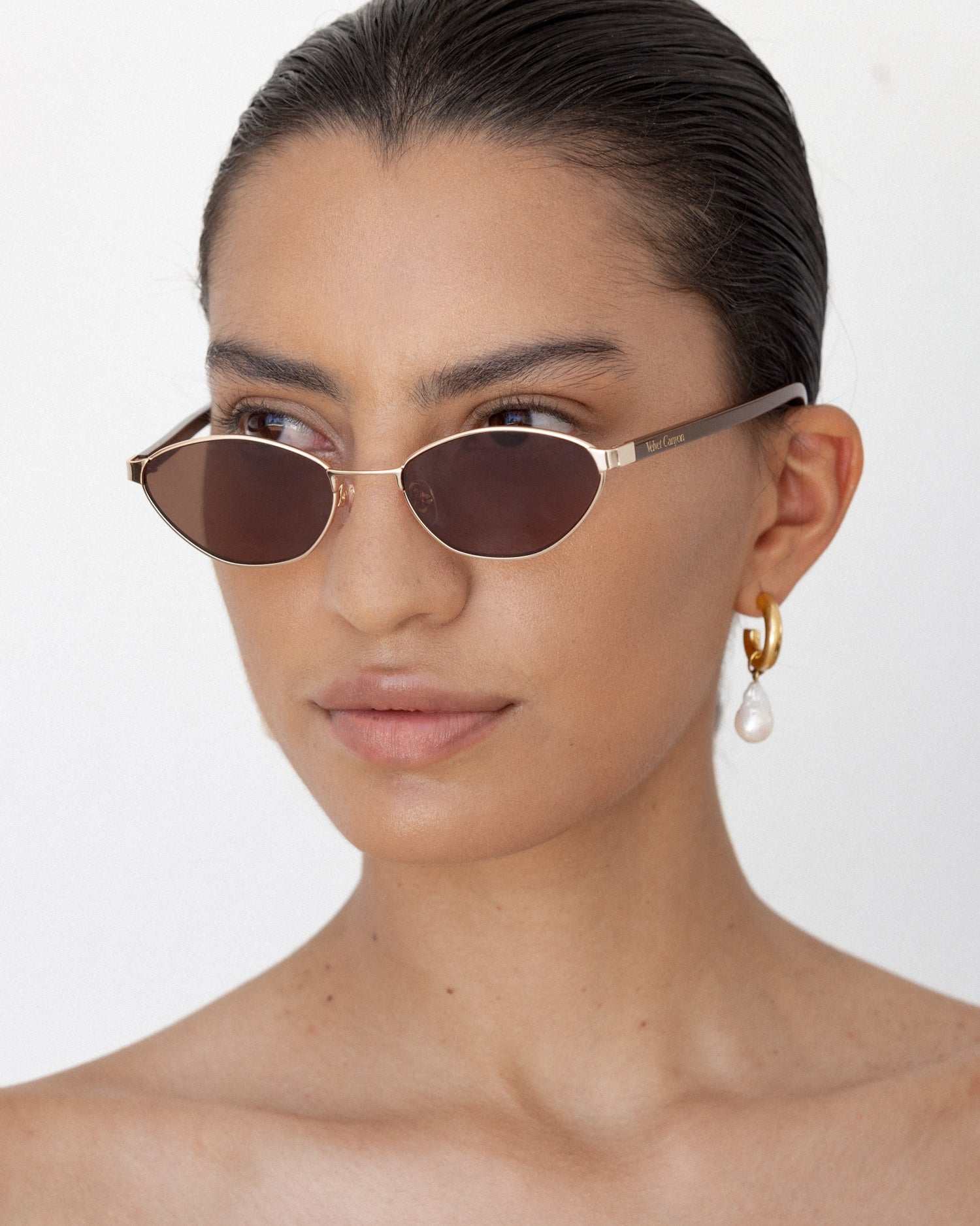 Velvet Canyon Lucky Sevens retro boho peach Sunglasses Gradient Brown Lenses Ace sunglasses – Velvet Canyon main image 2