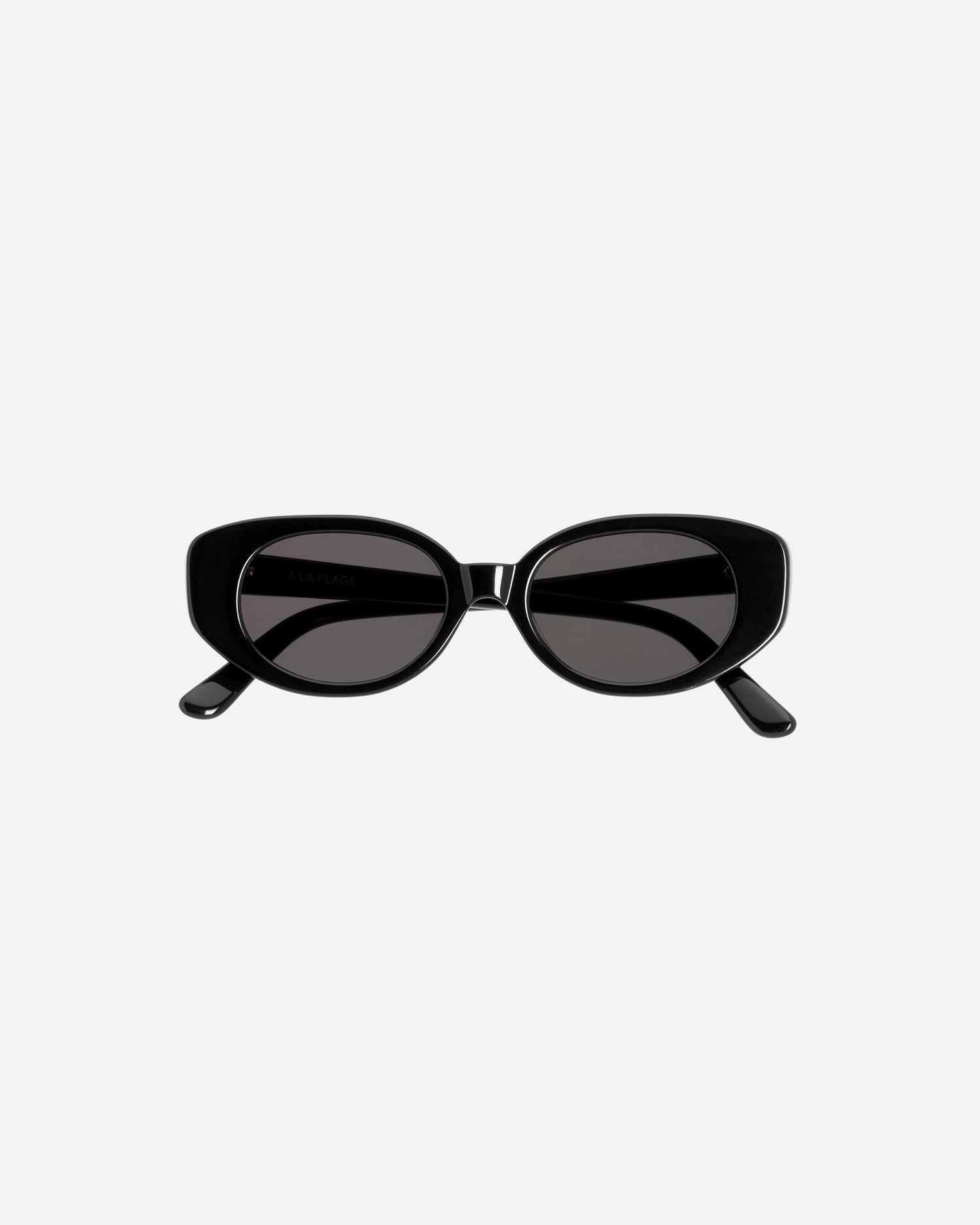 'A La Plage' in Black — Velvet Canyon Eyewear